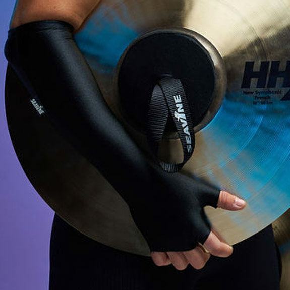 Small Black Seavine Cymbal Gloves