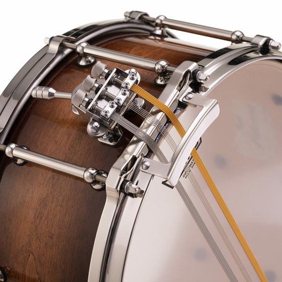 Walnut Lacquer - Pearl 14x5 Philharmonic Series Maple Snare Drum