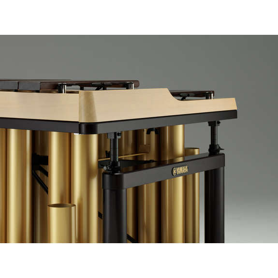 Yamaha 5.0 Octave Artist Model Rosewood Marimba