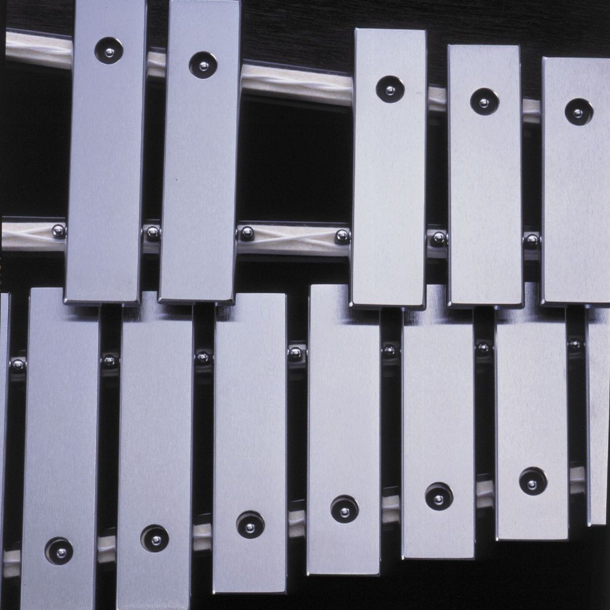 Yamaha Glockenspiel YG1210 Close-up Bars